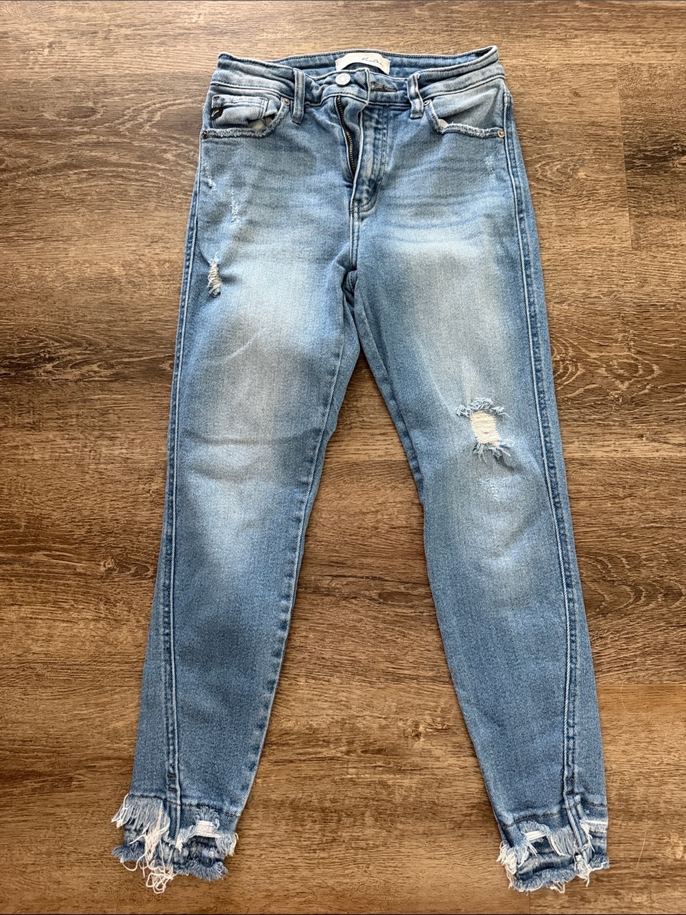 KanCan Light Blue Ripped Ankle Jeans